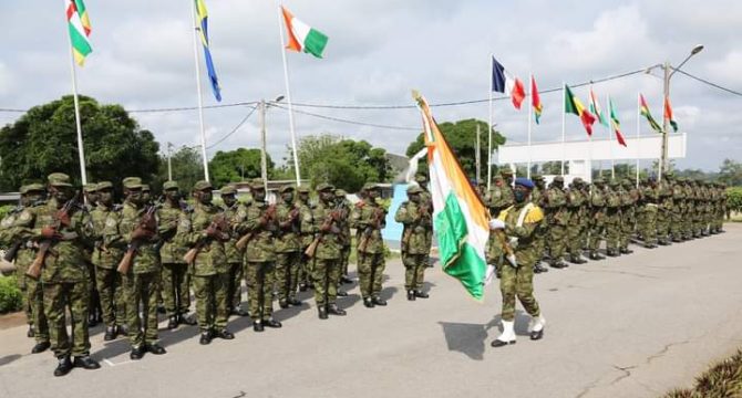 Présentation au drapeau pour les militaires volontaires du Grand-Est