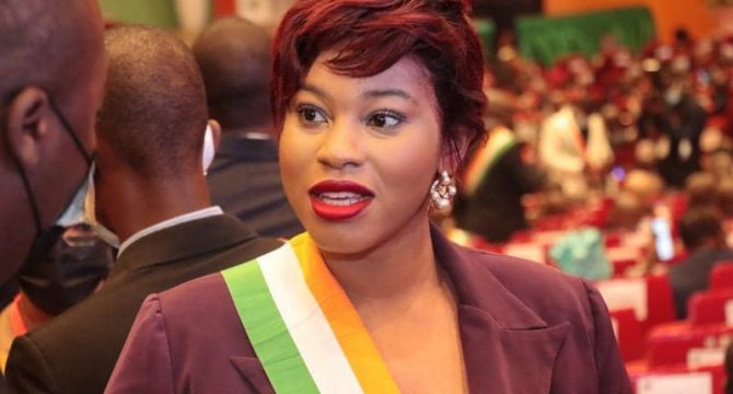 Présidence de l'Assemblée nationale, Naya Jarvis Zamblé a-t-elle l'âge pour être candidate ?