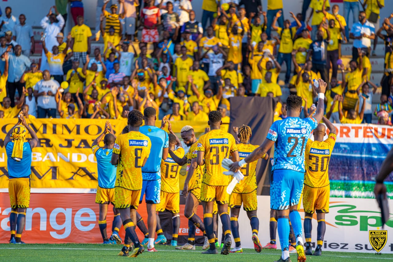 Journée 11 : l'ASEC Mimosas face à l'invincibilité du Racing Club d'Abidjan