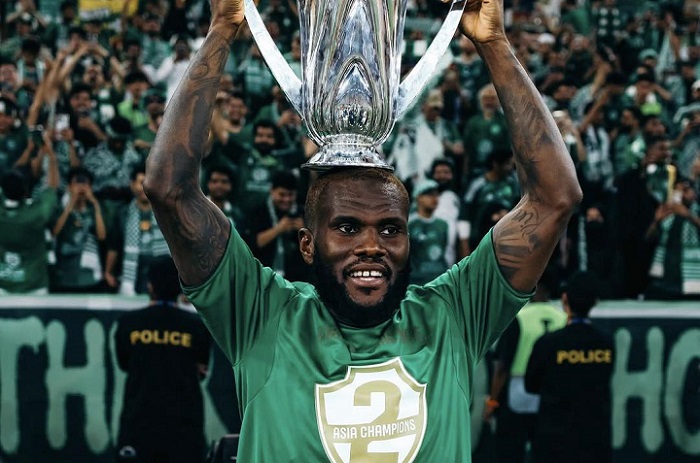 Franck Kessié, roi d'Asie et légende en marche