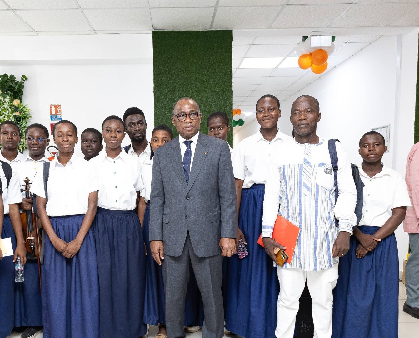 Éducation : Le ministre N’Guessan Koffi annonce le retour du théâtre scolaire